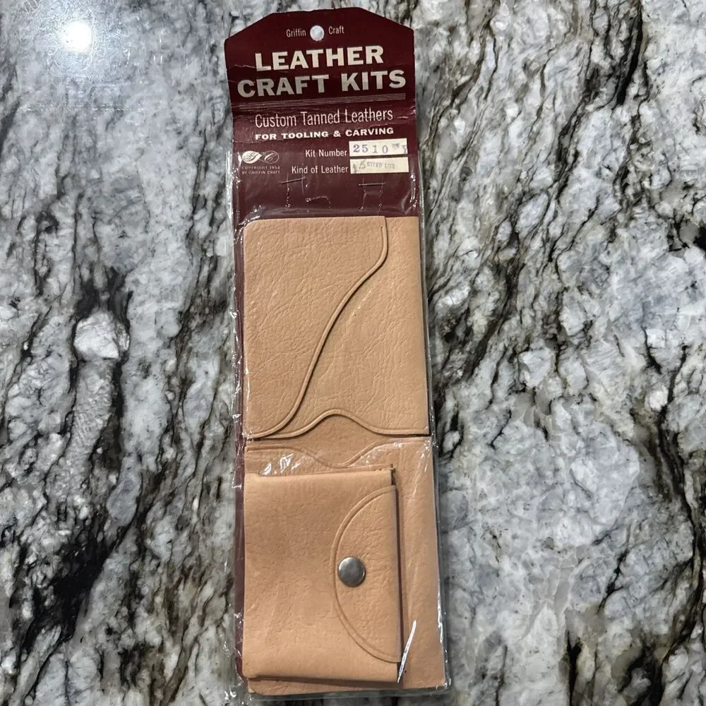 NOS Vintage Griffin Craft Leather Billfold Wallet Insert #2510
